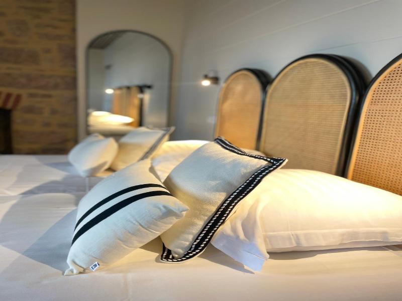 Hotel Les Costans image