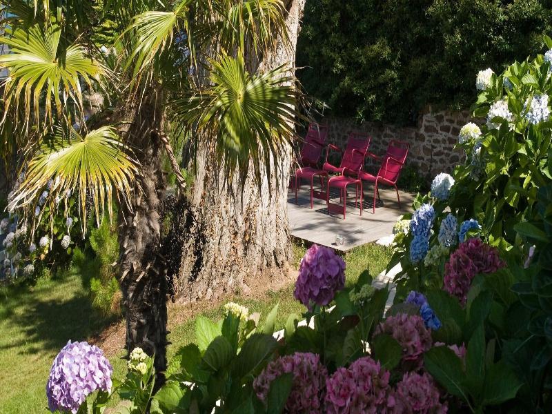 Hotel Les Costans image