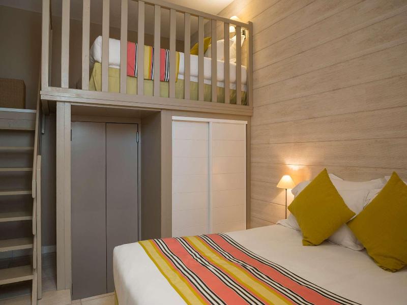 Hotel Les Costans image