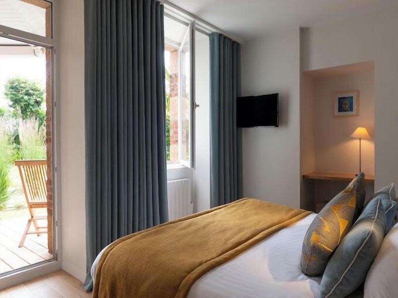 Hotel Les Costans image
