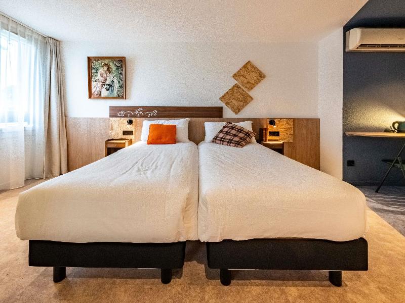 Greet Hotel Massieux Lyon Nord image