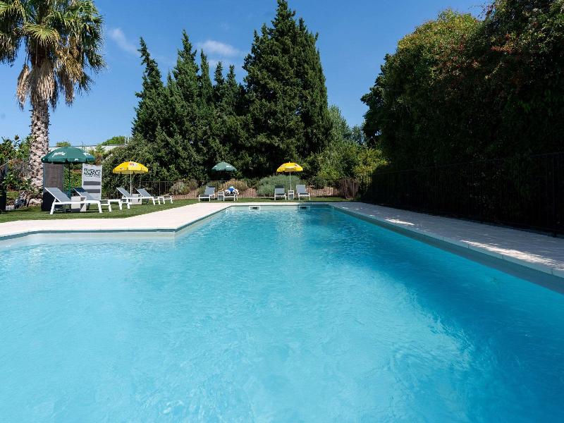 Brit Hotel Avignon Sud - Le Calendal image