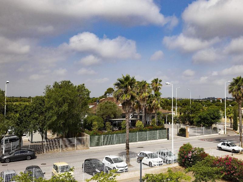 Hotel Residence Flat Saleilles image
