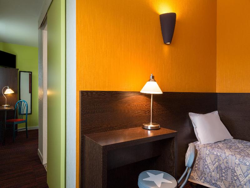Hotel The Originals Roanne Nord Hélios  image