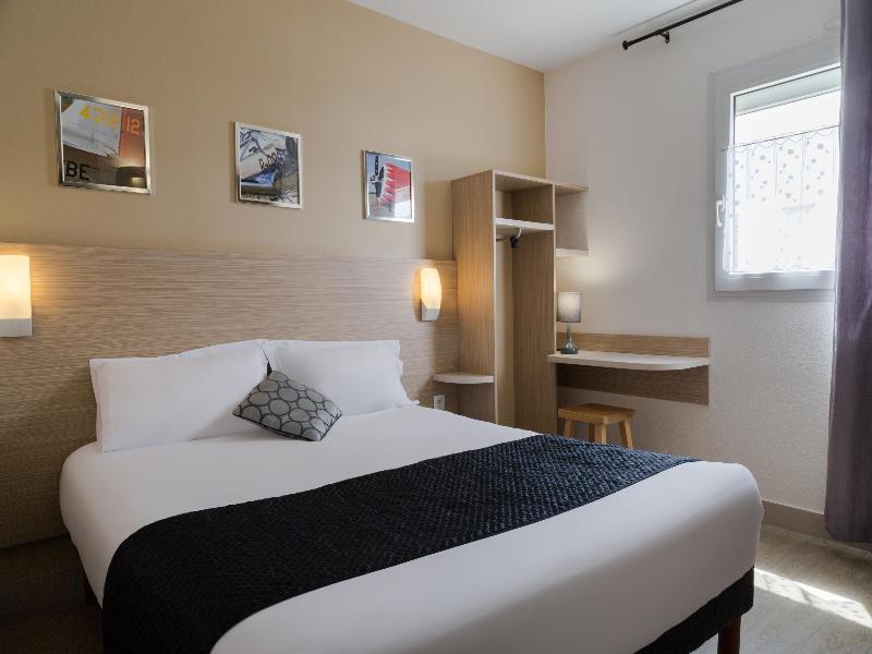 Hotel The Originals Roanne Nord Hélios  image