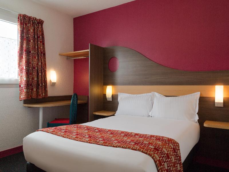 Hotel The Originals Roanne Nord Hélios  image