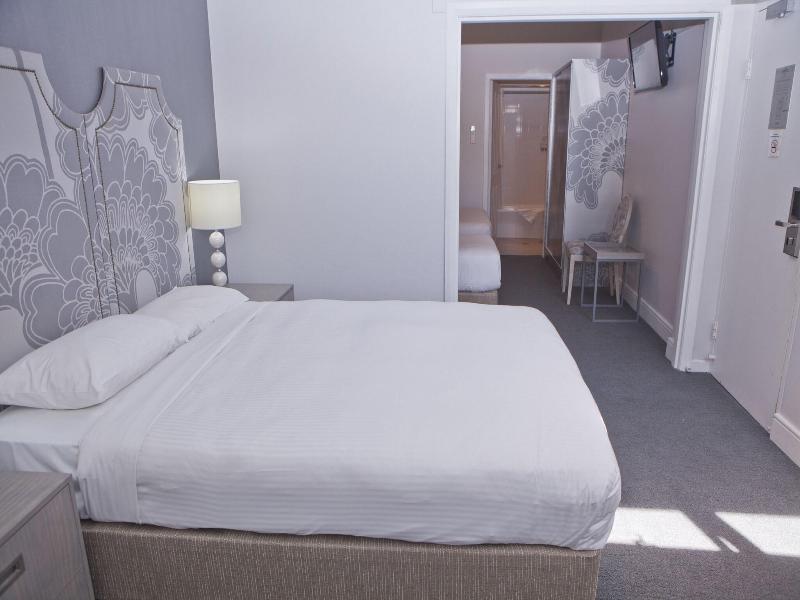 The Savoy Hotel Double Bay image