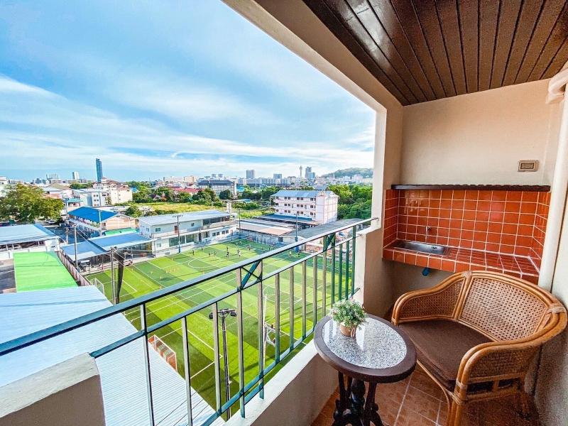 The Chanthong Residence And Hotel Pattaya image