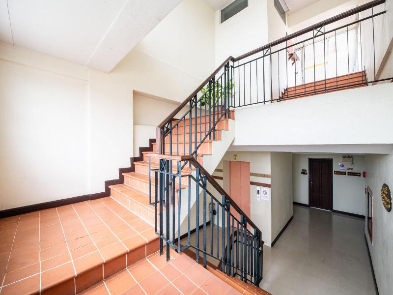 The Chanthong Residence And Hotel Pattaya image