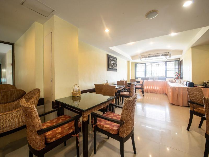 The Chanthong Residence And Hotel Pattaya image