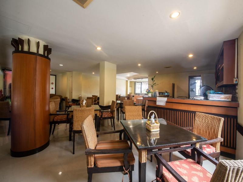 The Chanthong Residence And Hotel Pattaya image