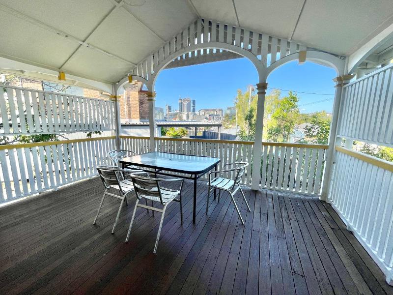 Minto Colonial Accommodation image