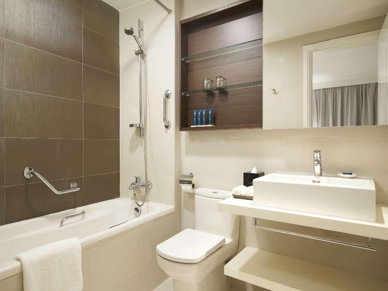 PARKROYAL Serviced Suites image