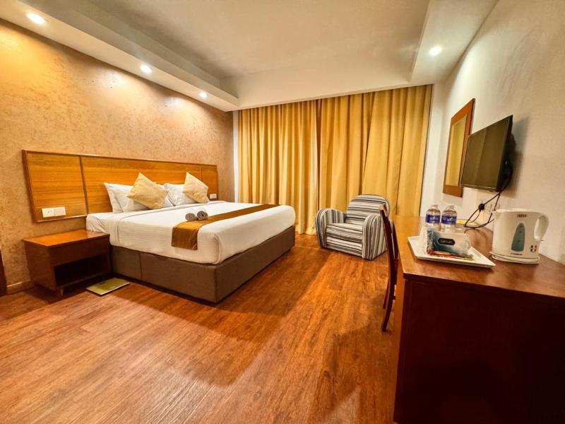 Mayres Hotel image 10