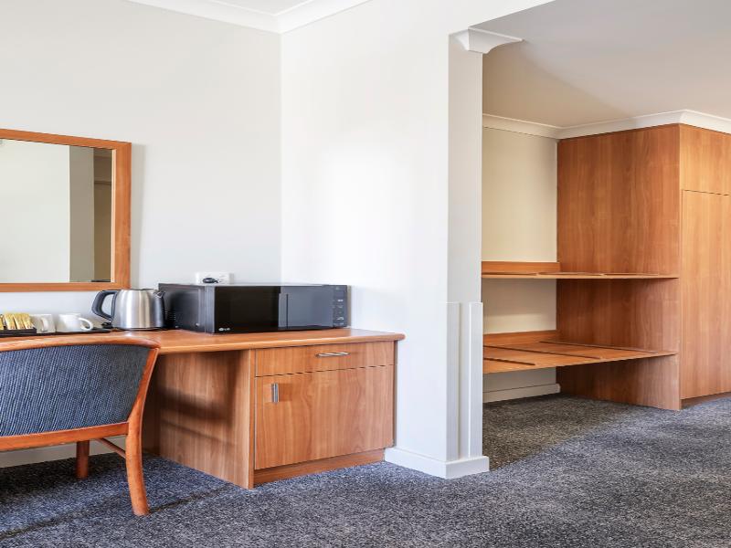 Metro Hotel Perth City image