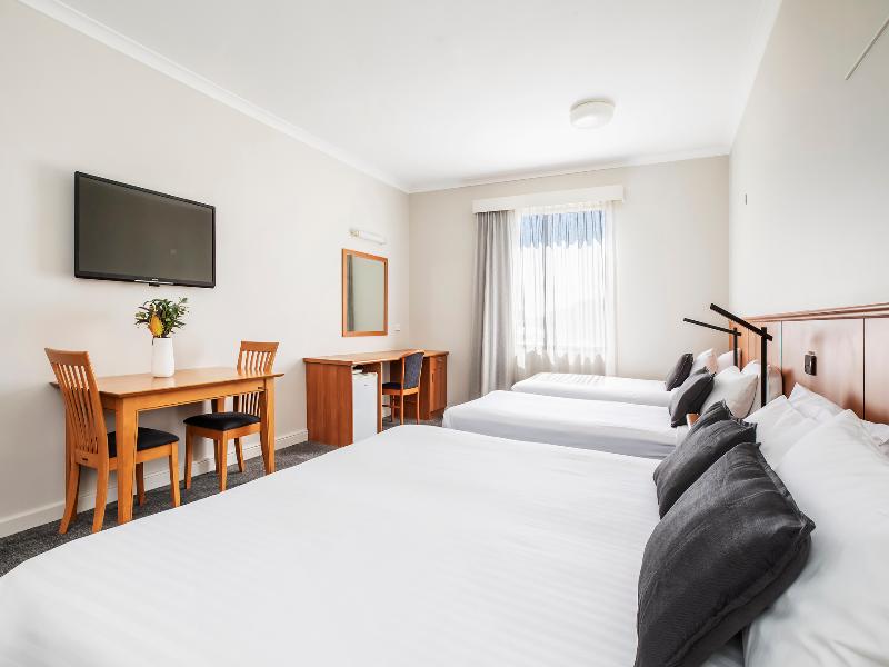 Metro Hotel Perth City image