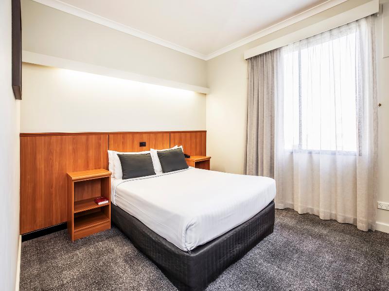 Metro Hotel Perth City image