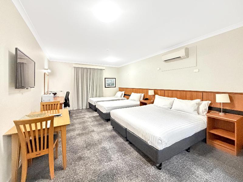 Metro Hotel Perth City image