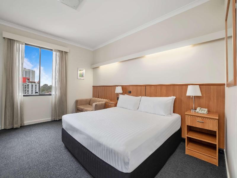 Metro Hotel Perth City image
