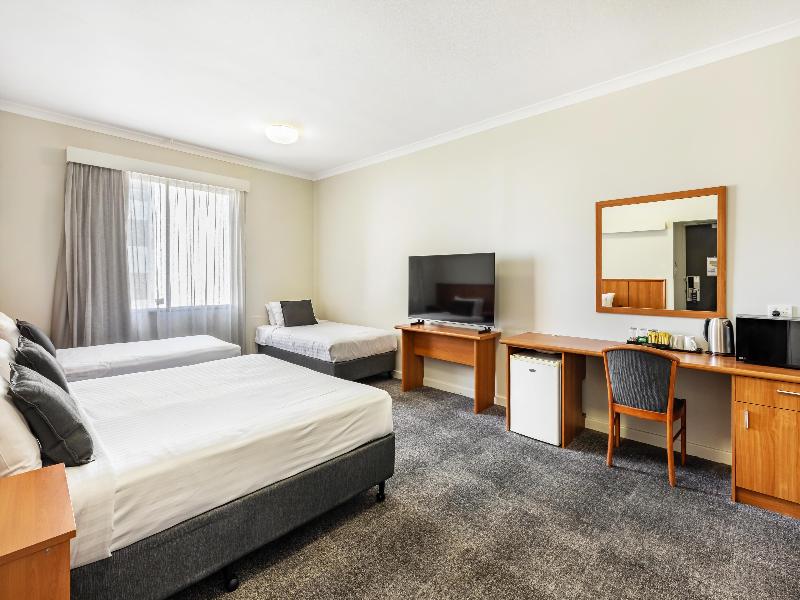 Metro Hotel Perth City image