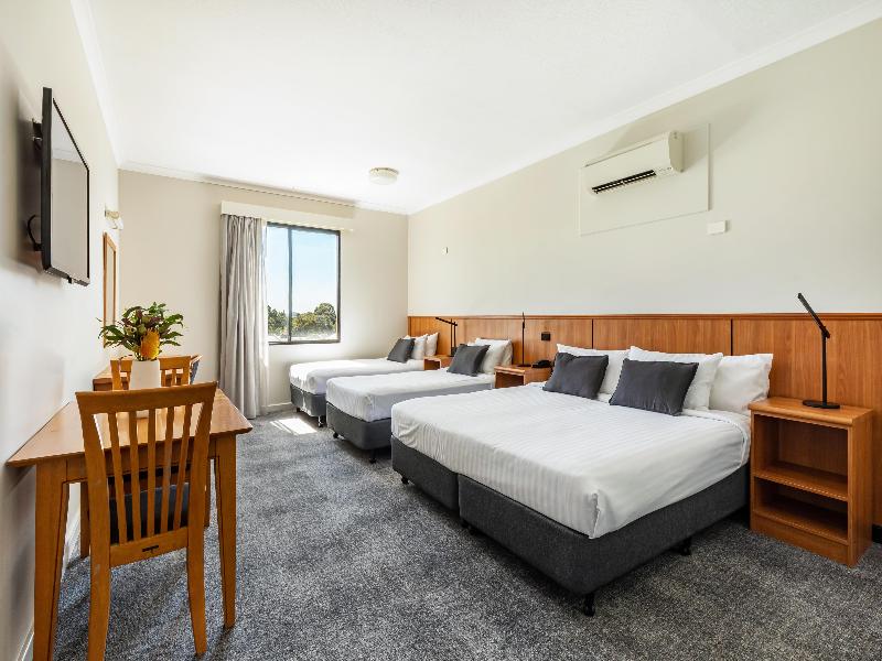 Metro Hotel Perth City image