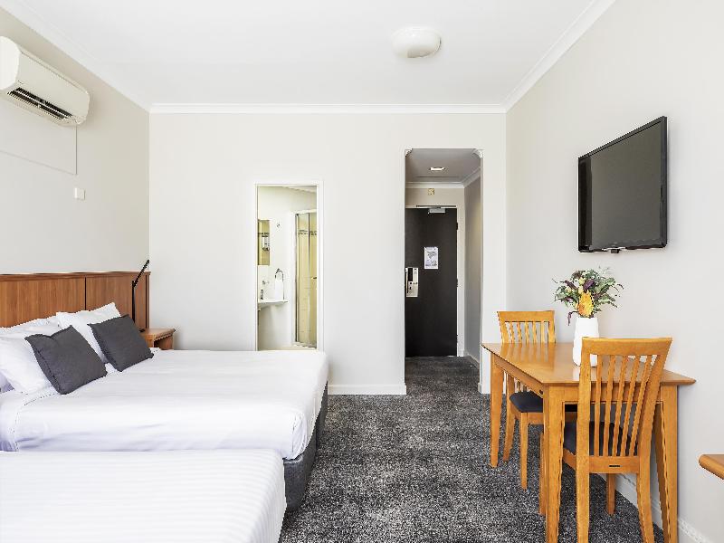 Metro Hotel Perth City image