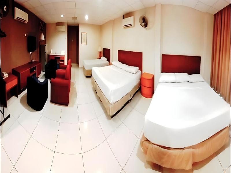Harbour Inn Melaka image