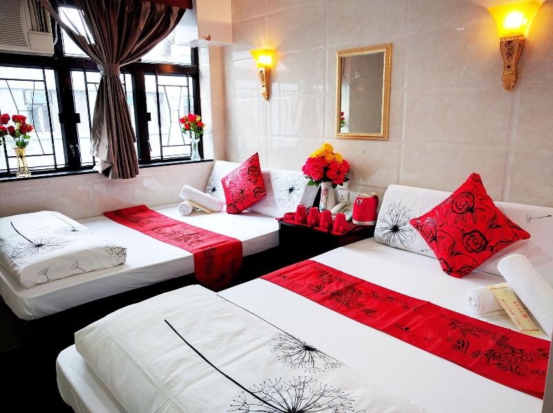Day And Night Hotel image