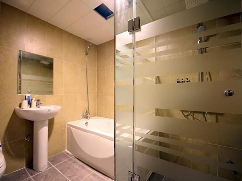 Elysee Hotel image