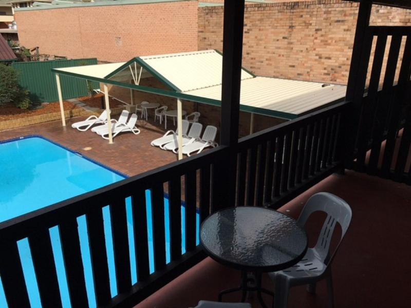 Maclin Lodge Motel image