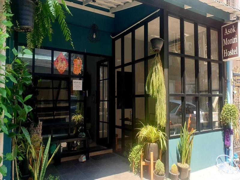 Asoke Montri Hostel image