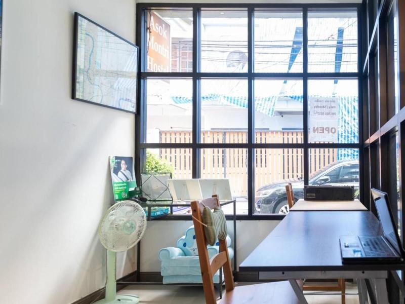 Asoke Montri Hostel image