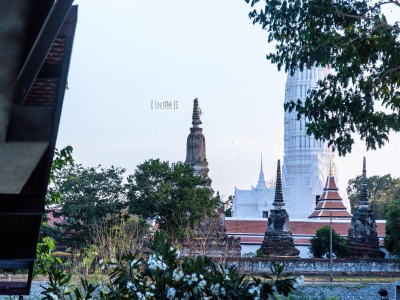 IUDIA On The River image