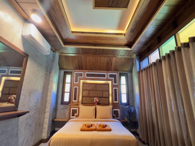 Phi Phi Relax Beach Resort image