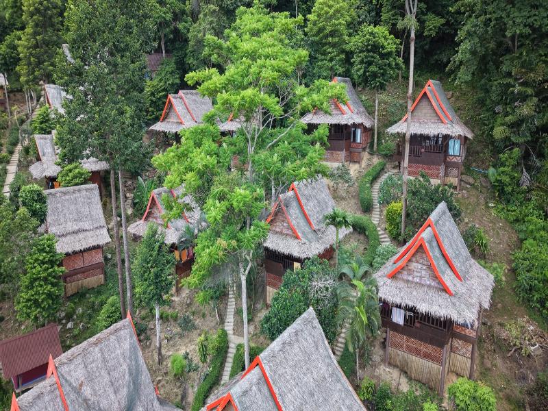 Phi Phi Relax Beach Resort image