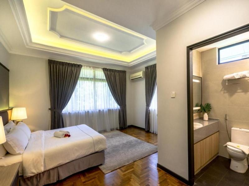 Tanjung Puteri Golf and Resort Malaysia image