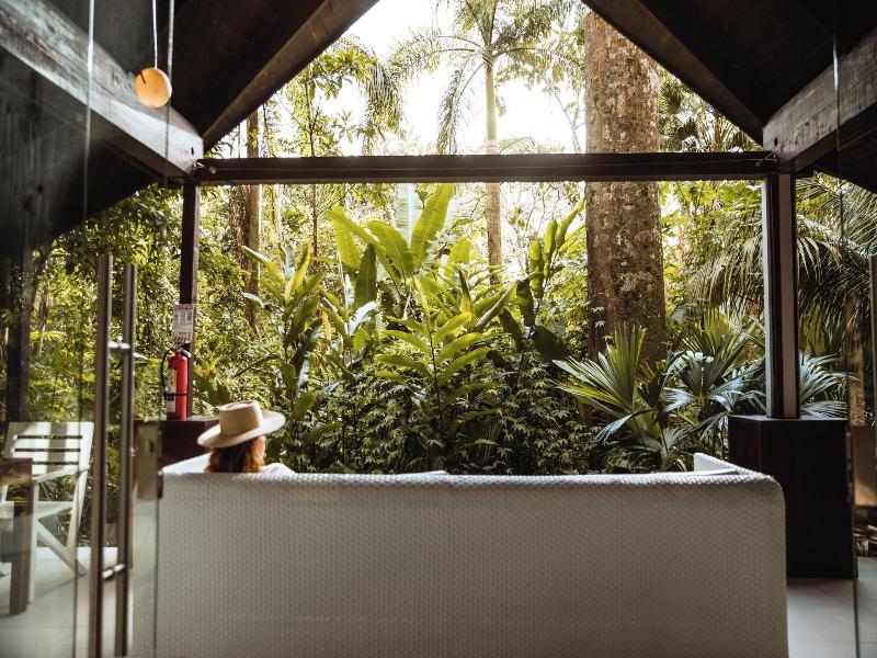 Oxygen Jungle Villas image