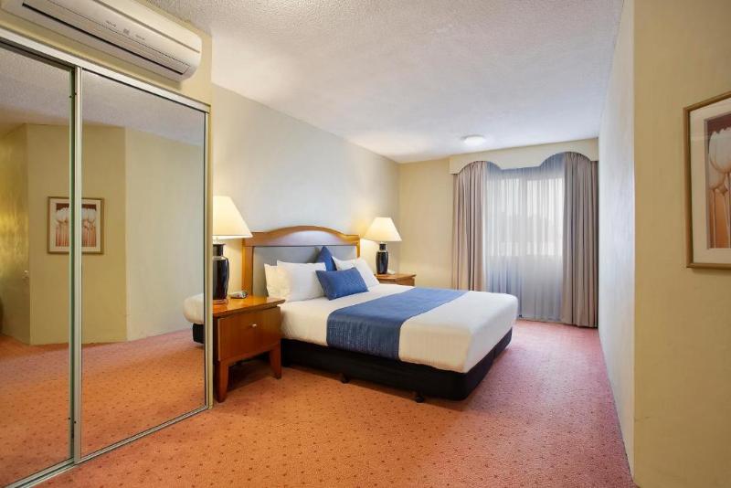 Central Court Motel image