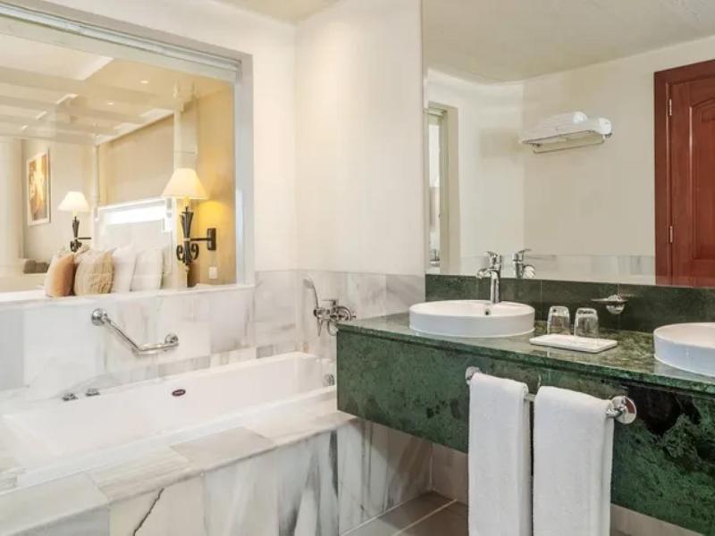 Bahia Principe Escape Runaway Bay Hyatt Incl Col image