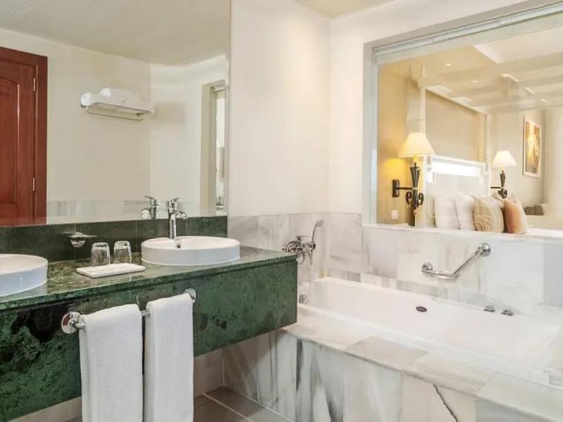 Bahia Principe Escape Runaway Bay Hyatt Incl Col image