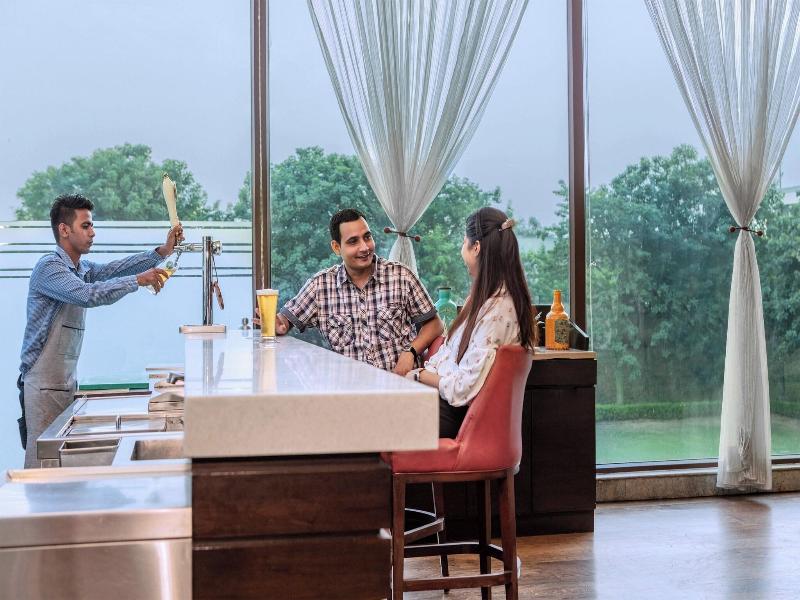Four Points By Sheraton New Delhi Airport Highway image
