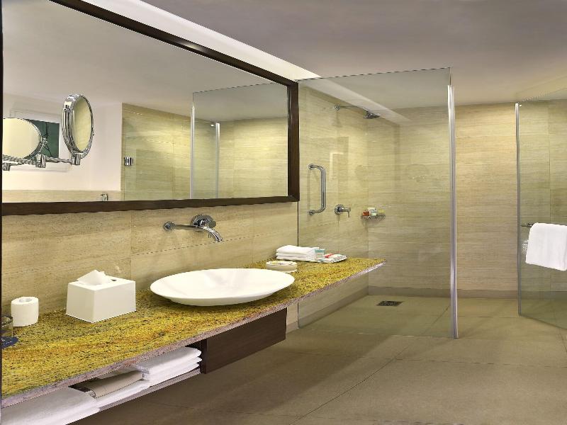Four Points By Sheraton New Delhi Airport Highway image