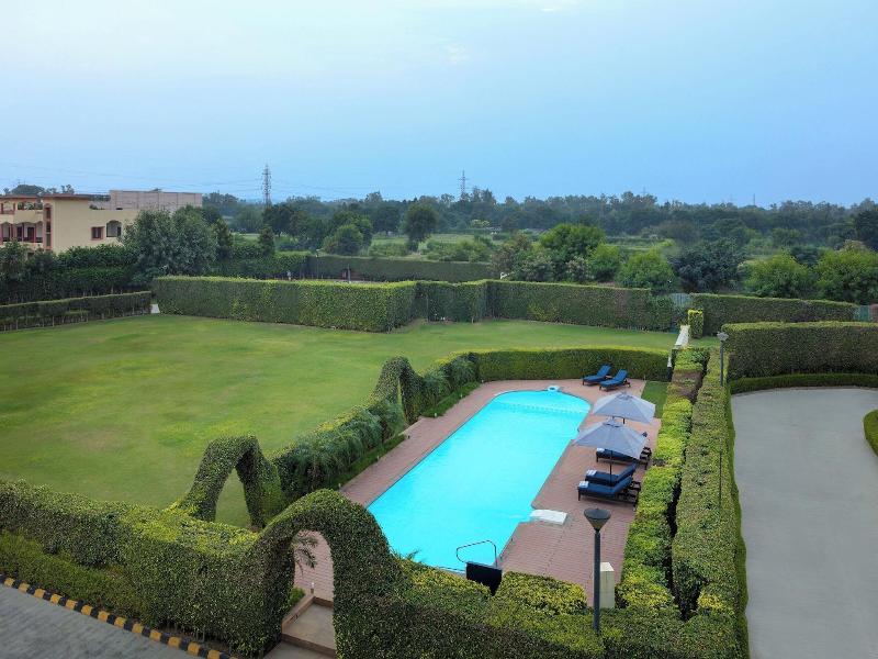 Four Points By Sheraton New Delhi Airport Highway image
