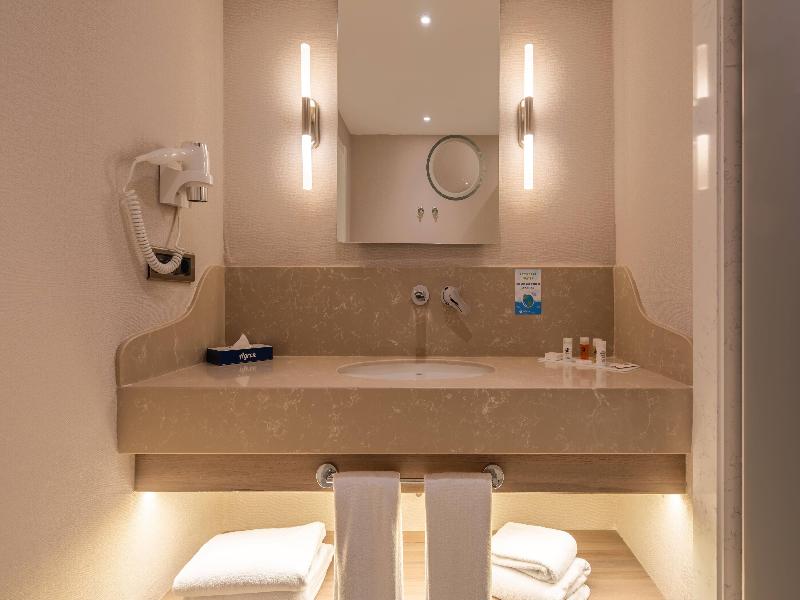 Ramada Encore Bayrampasa image