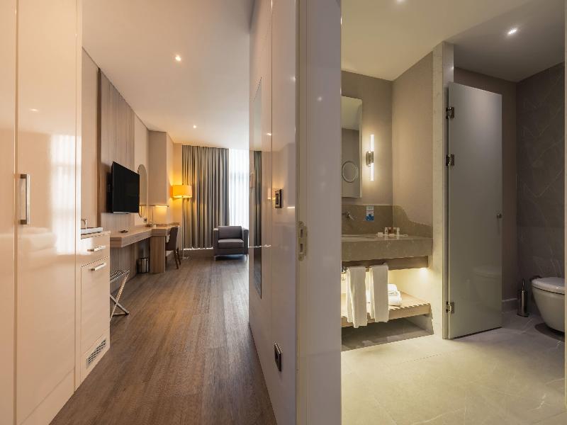 Ramada Encore Bayrampasa image