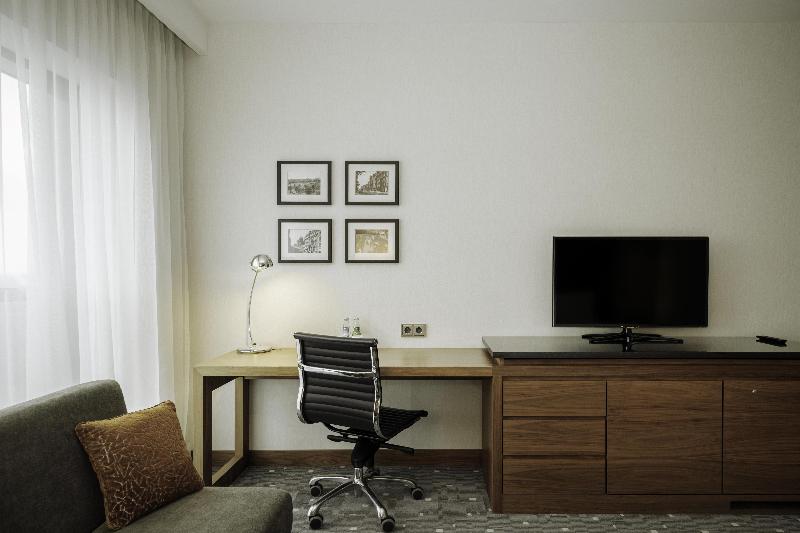 Doubletree By Hilton Lodz image