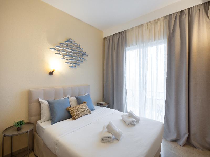 Aurora Beach Hotel image