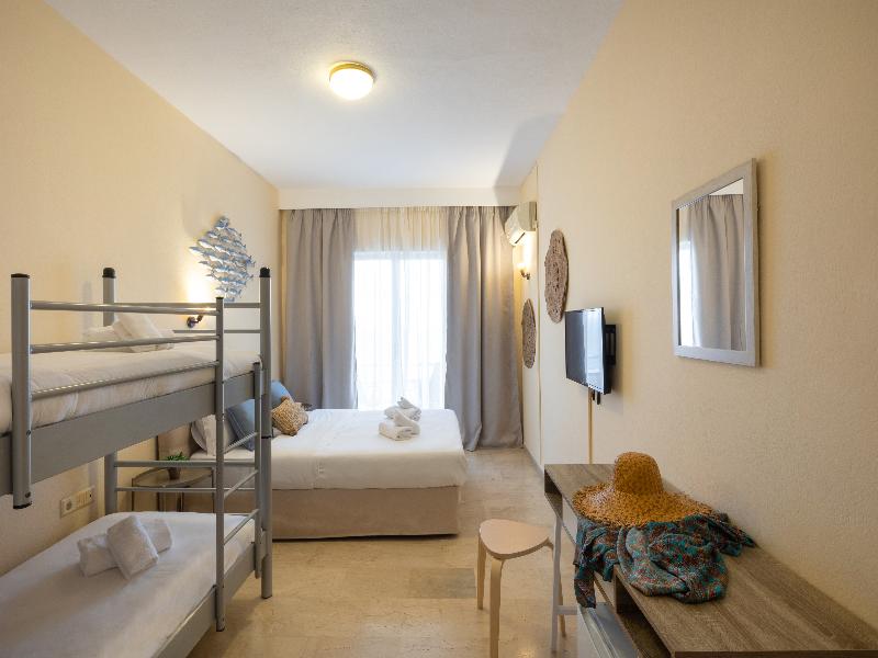 Aurora Beach Hotel image