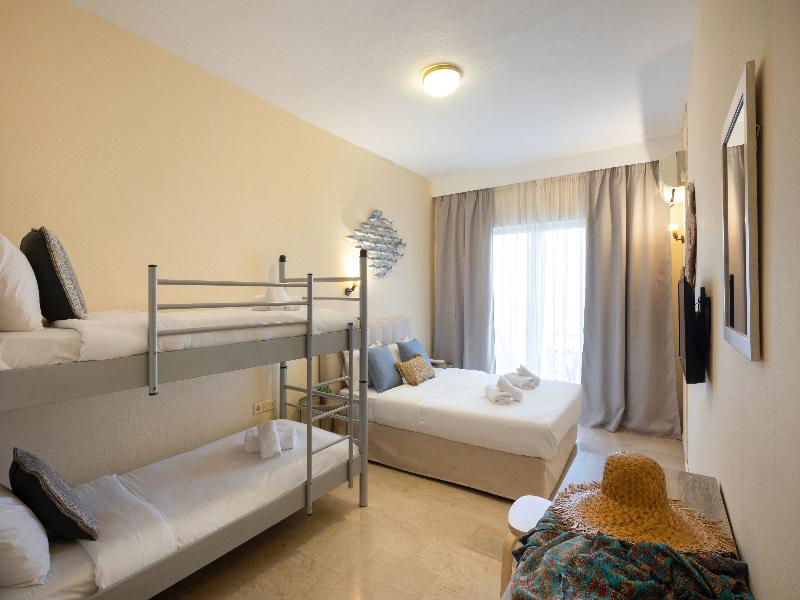Aurora Beach Hotel image