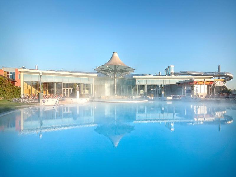 Therme Laa - Hotel & Silent Spa image